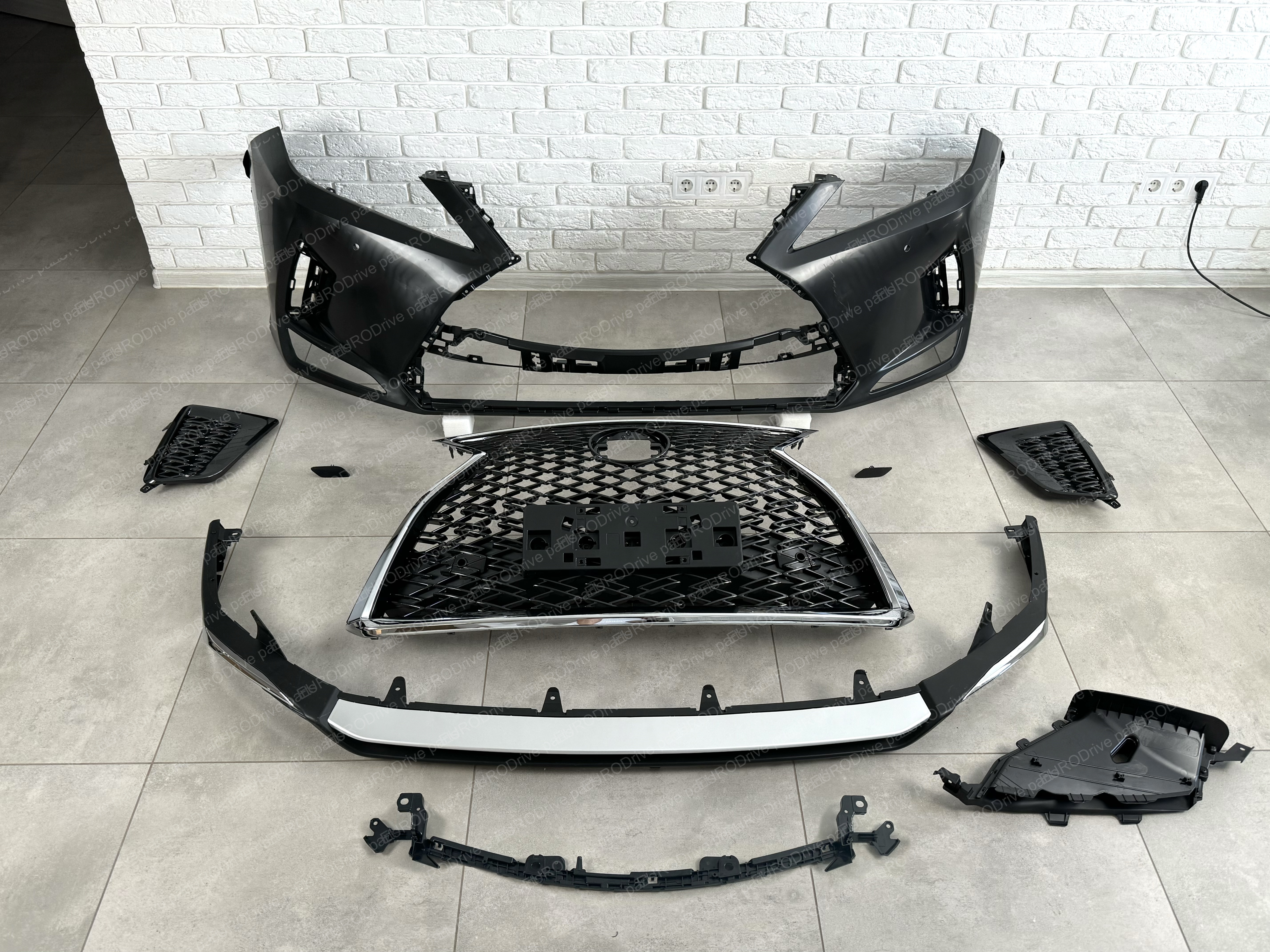 Бампер передній у зборі F-Sport Lexus RX 2019-2022